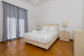 Folegandros apartment with workplace